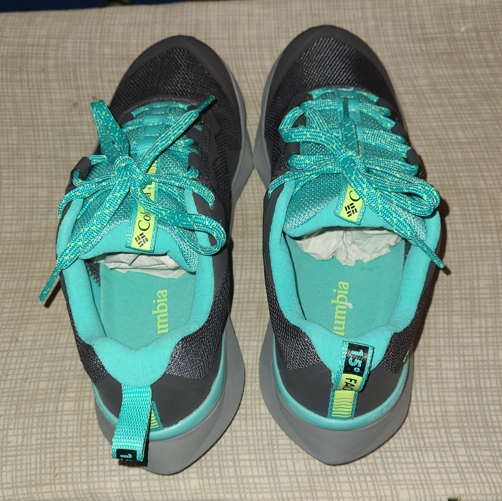 Columbia womens shoes